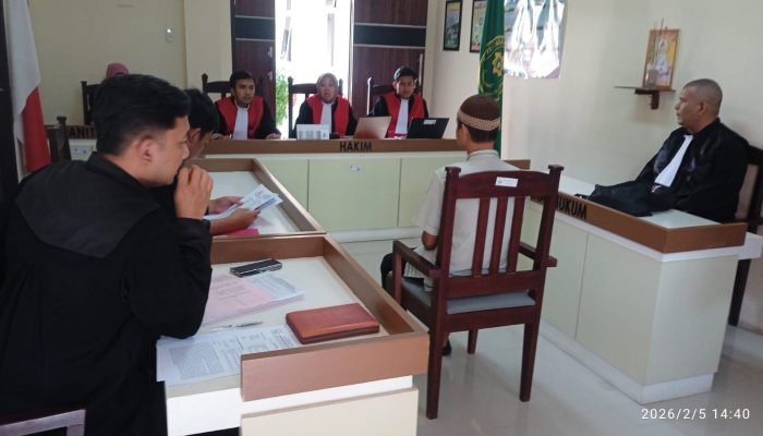 SIDANG Ke-5 TERDAKWA KASUS PENIPUAN DAN PENGGELAPAN UNIT MOTOR KONSUMEN YANG DILAKUKAN OLEH OKNUM KOLEKTOR OTO FINANCE BATURAJA KEMBALI DIGELAR